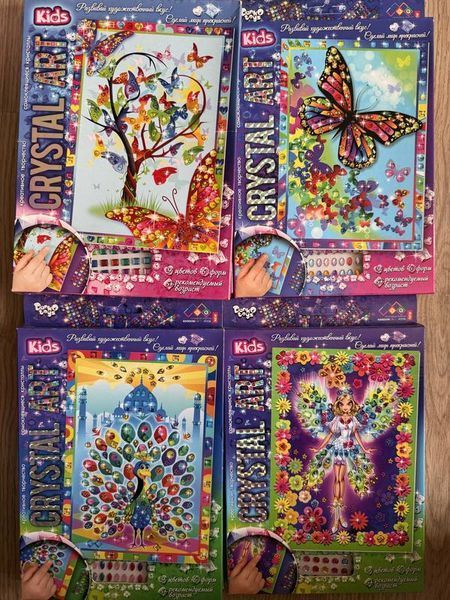 Мозаїка з каміння менша Кідс Набір для творчості CRYSTAL ART KIDS (CART-01-08) дерево 3 шт, пава 2 шт, фея 1, метелик 1, мишка 1, сова з парасолькою 1, сови 1 01-08 фото